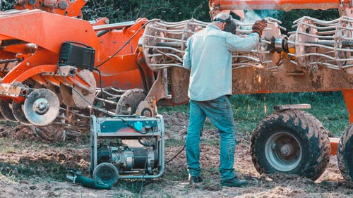 Farm Equipment Repair